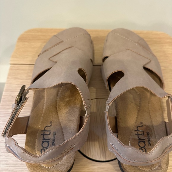 Earth Origins‎ Women's Beige Sandals size 8 comfortable - Picture 5 of 6